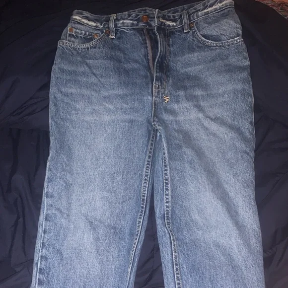 KSUBI JEAN